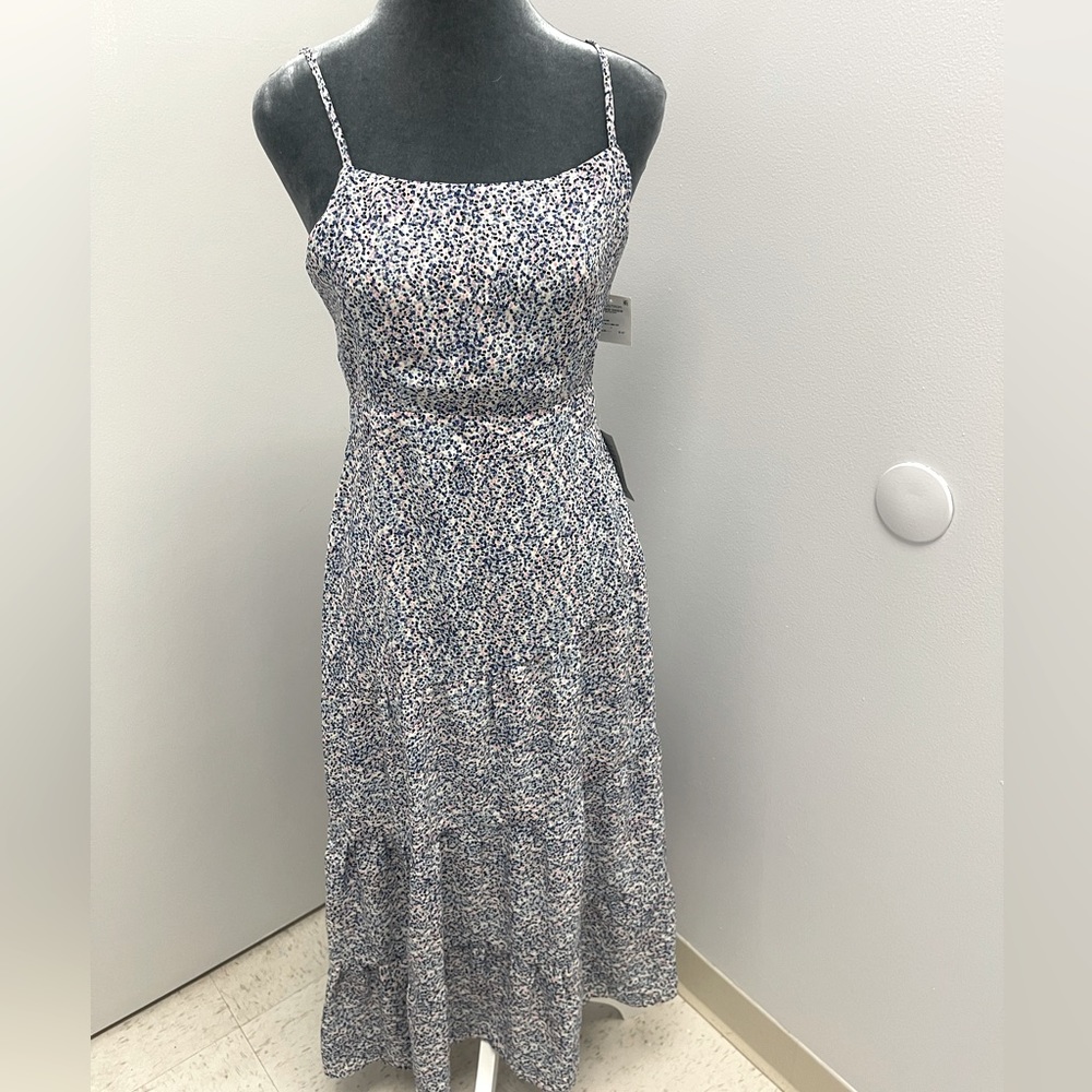 Chelsea28 (S) NWT long sleeveless dress